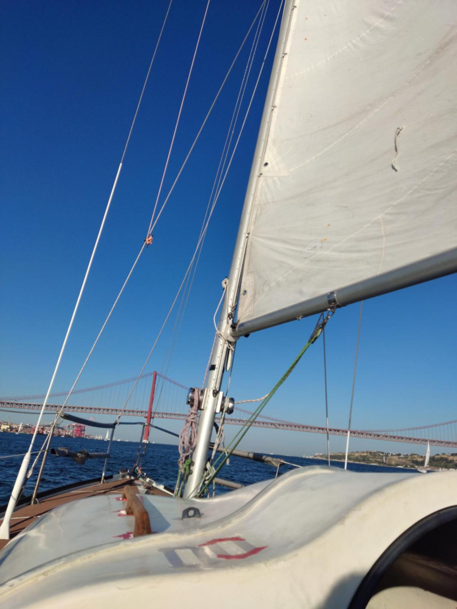 Fractal - Vintage Sailboat In Belem Bådhotel Lisboa